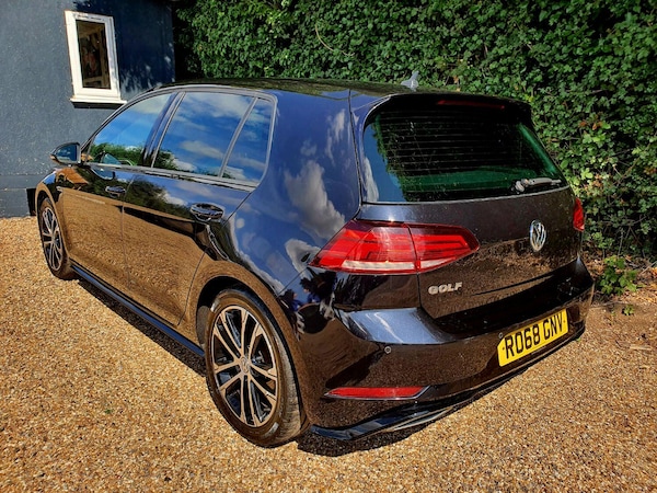 Used Volkswagen Golf 2018 for sale - 75592880: Photo 10