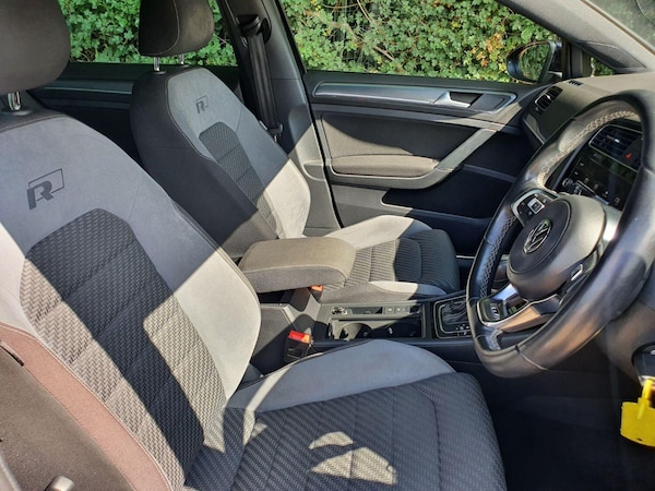 Used Volkswagen Golf 2018 for sale - 75592880: Photo 14