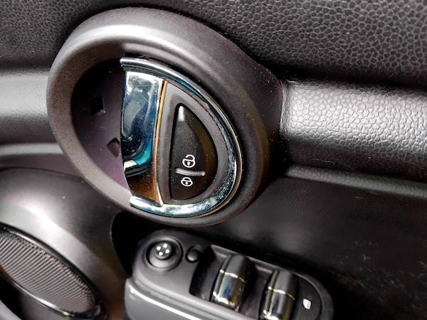Used MINI Hatch 2015 for sale - 76225244: Photo 19