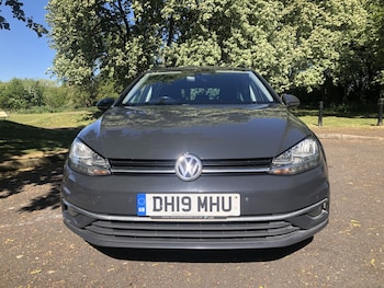Used Volkswagen Golf 2019 for sale - 78427638: Photo