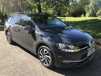 Used Volkswagen Golf 2019 for sale - 78427638: Photo