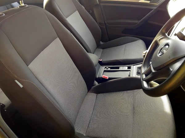 Used Volkswagen Golf 2013 for sale - 76192640: Photo 12