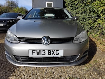 Used Volkswagen Golf 2013 for sale - 76192640: Photo 2