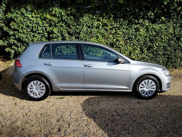 Used Volkswagen Golf 2013 for sale - 76192640: Photo 5