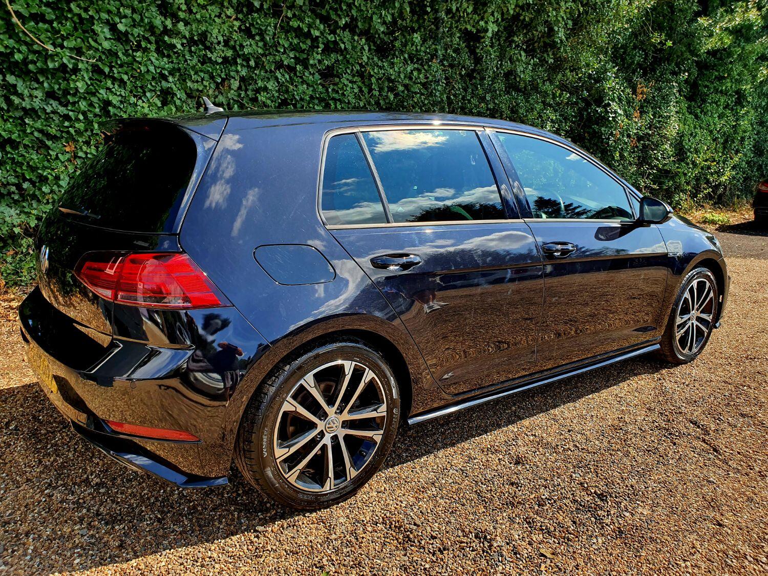 Used Volkswagen Golf 2018 for sale - 77825916: Photo 8