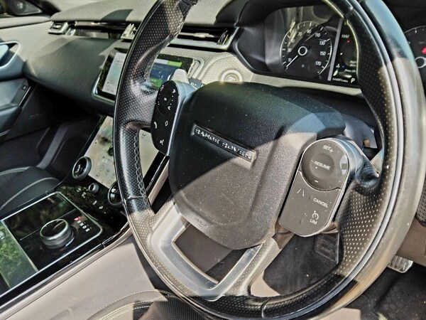 Used Land Rover Range Rover Velar 2018 for sale - 75592926: Photo 21