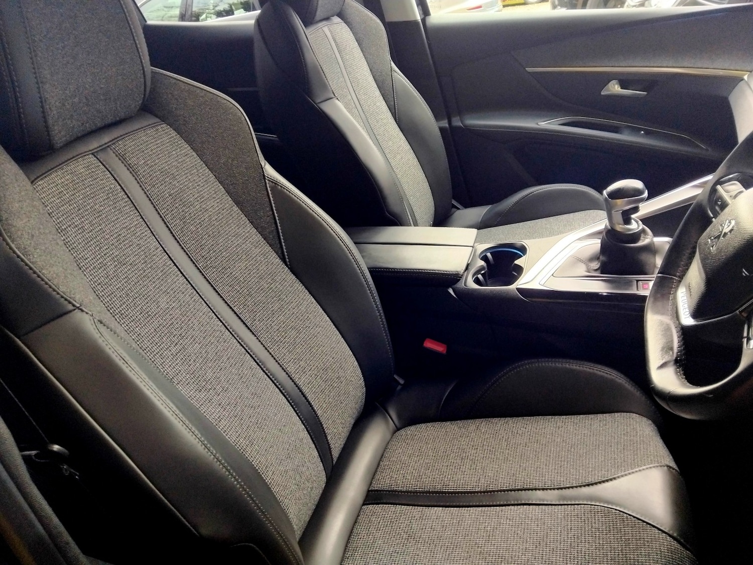 Used Peugeot 3008 2017 for sale - 76391492: Photo 17