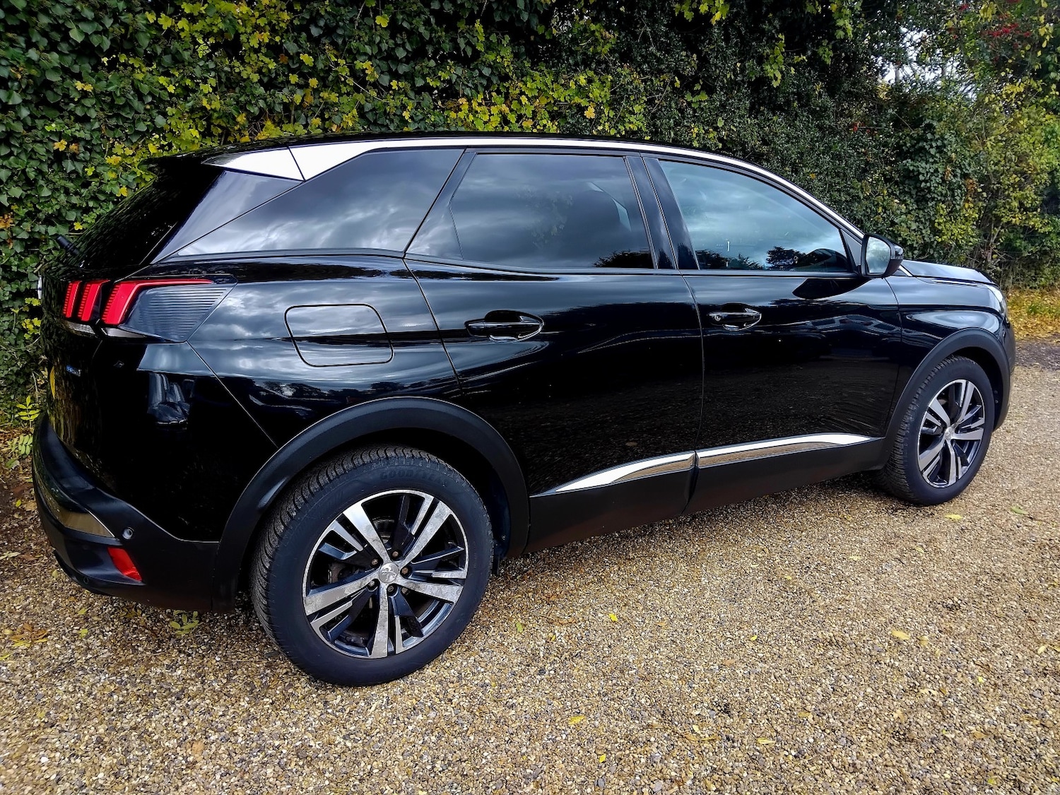Used Peugeot 3008 2017 for sale - 76391492: Photo 8