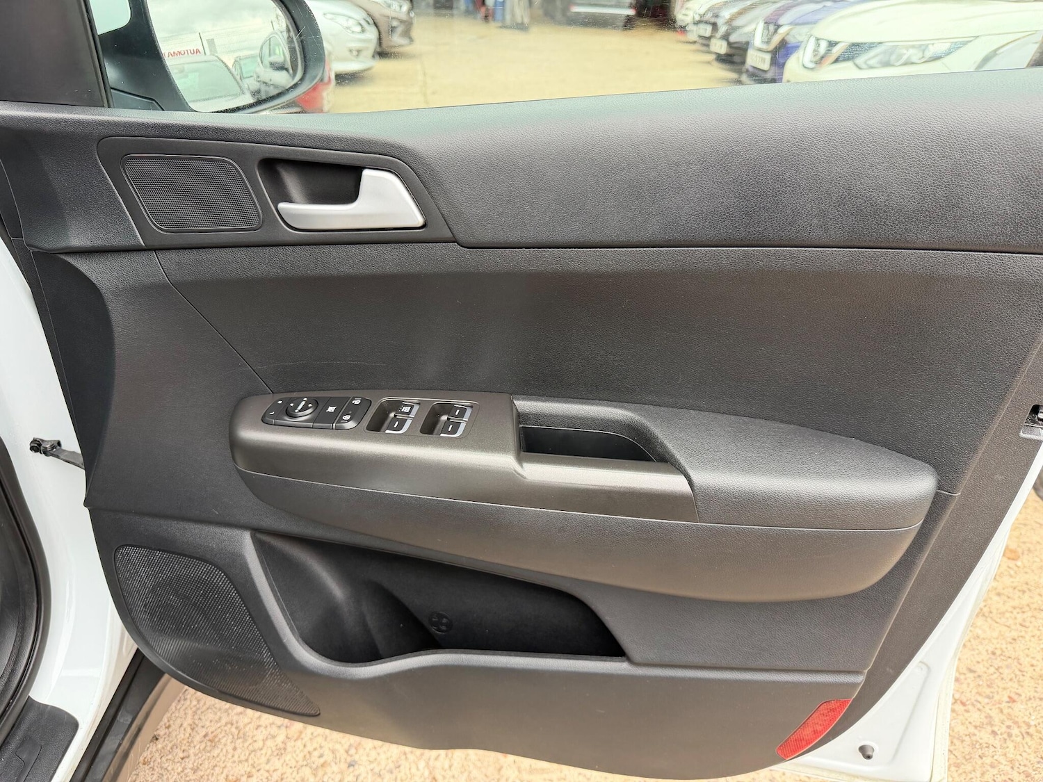 Used Kia Sportage 2018 for sale - 76989546: Photo 32