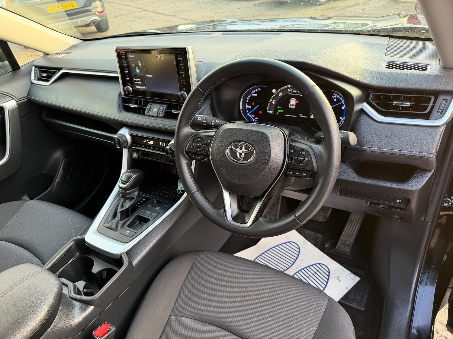 Used Toyota RAV4 2021 for sale - 76633436: Photo 11