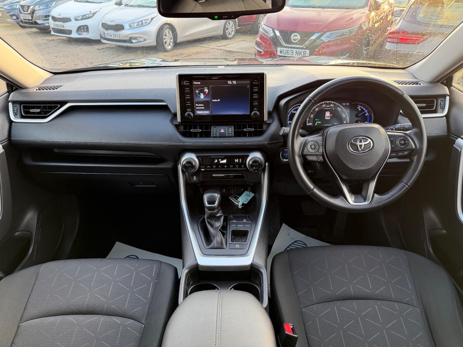 Used Toyota RAV4 2021 for sale - 76633436: Photo 16