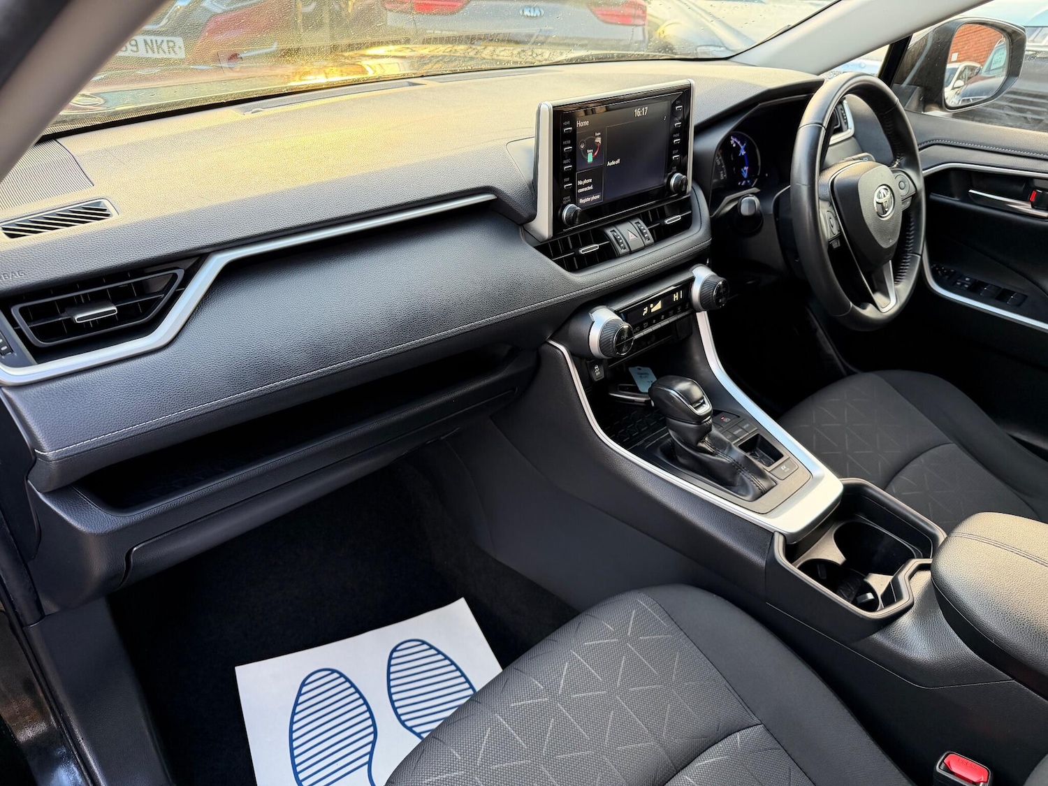 Used Toyota RAV4 2021 for sale - 76633436: Photo 22