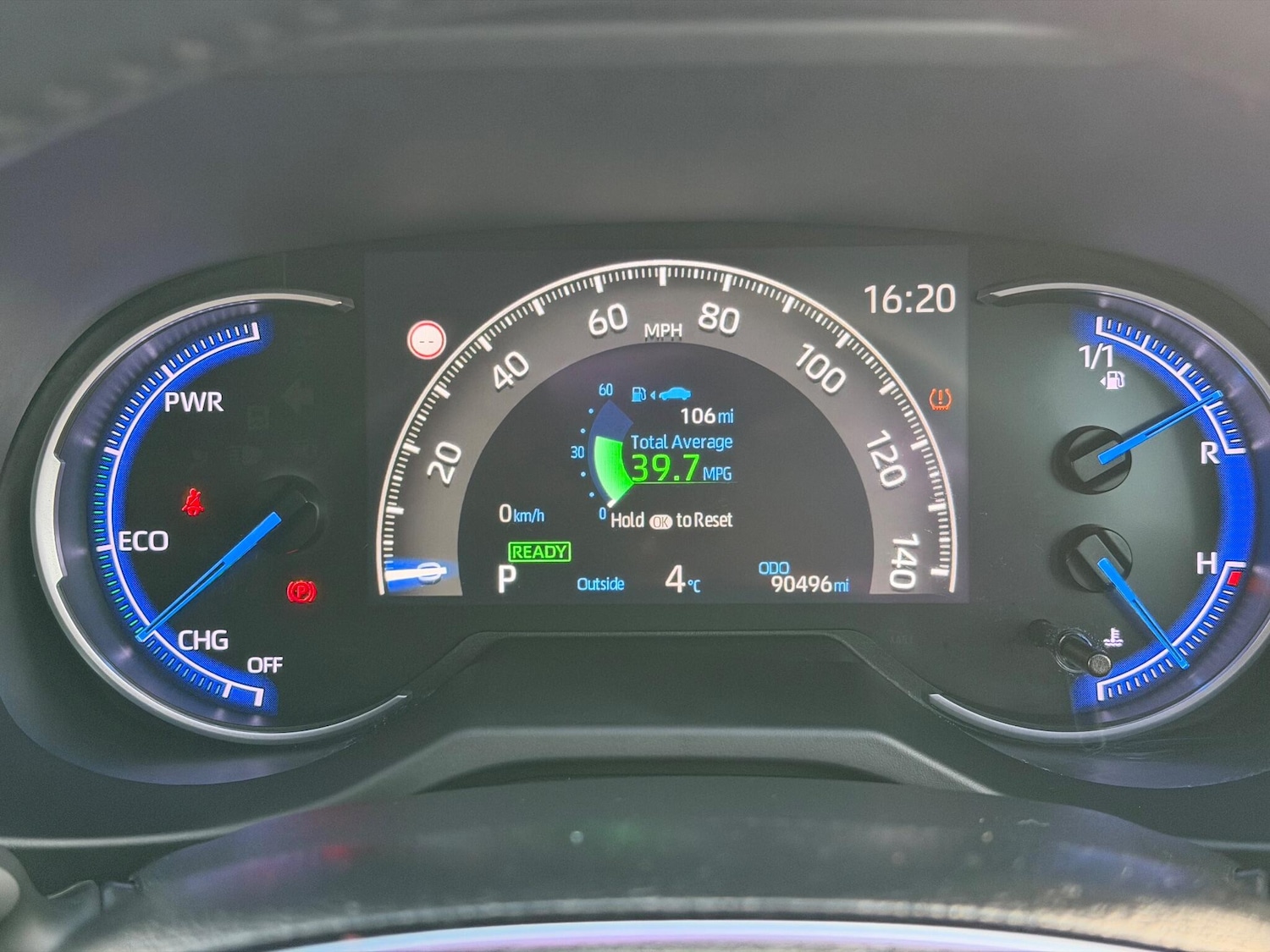 Used Toyota RAV4 2021 for sale - 76633436: Photo 32