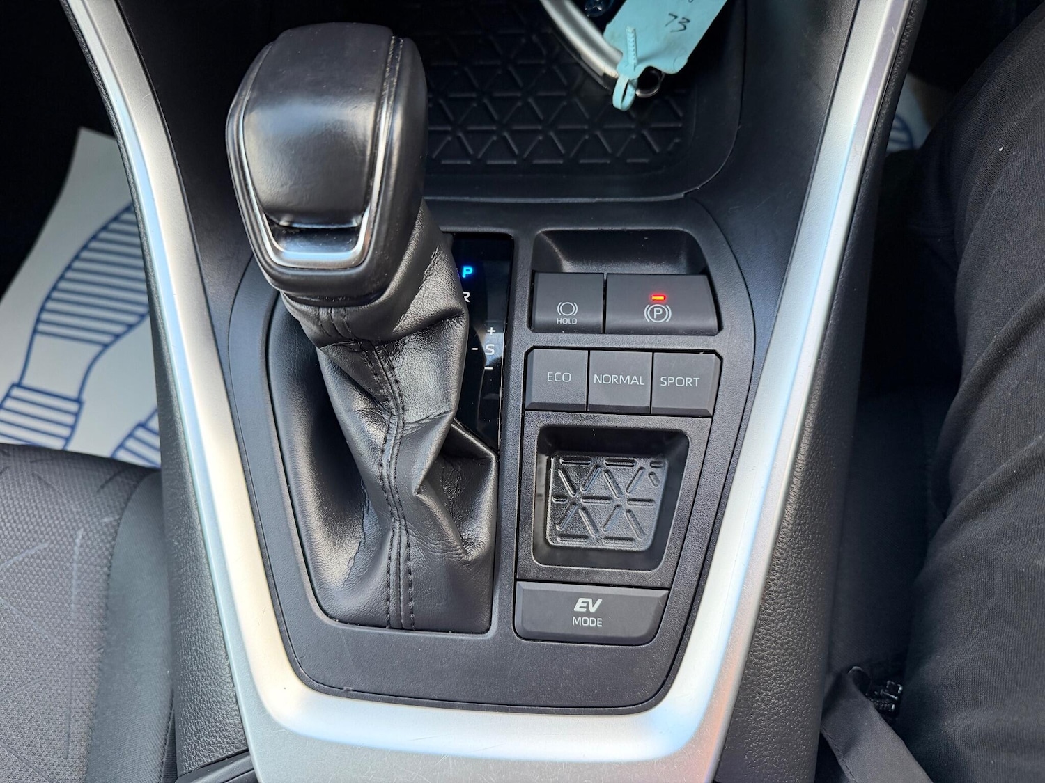 Used Toyota RAV4 2021 for sale - 76633436: Photo 37