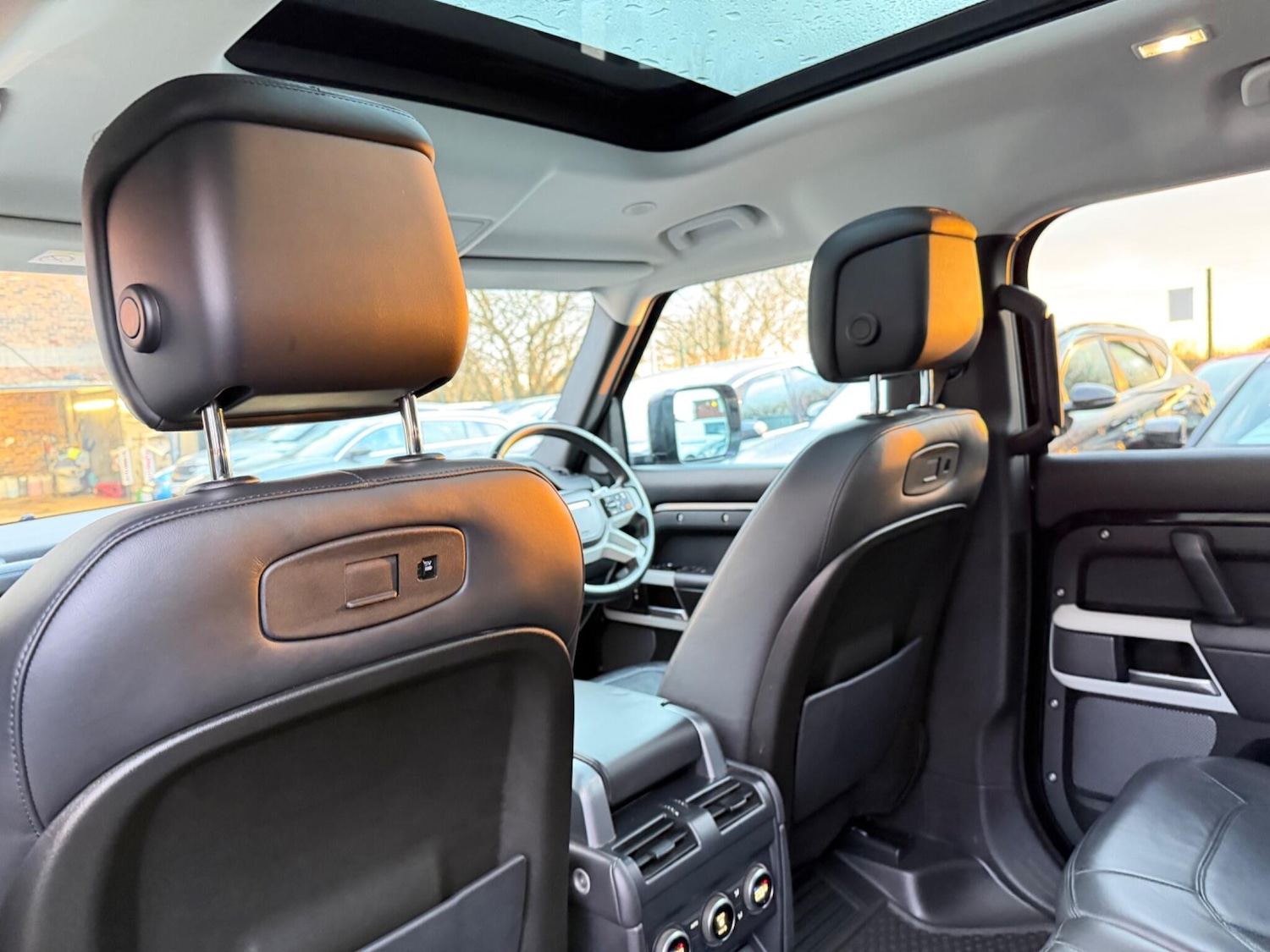 Used Land Rover Defender 110 2020 for sale - 77202594: Photo 30