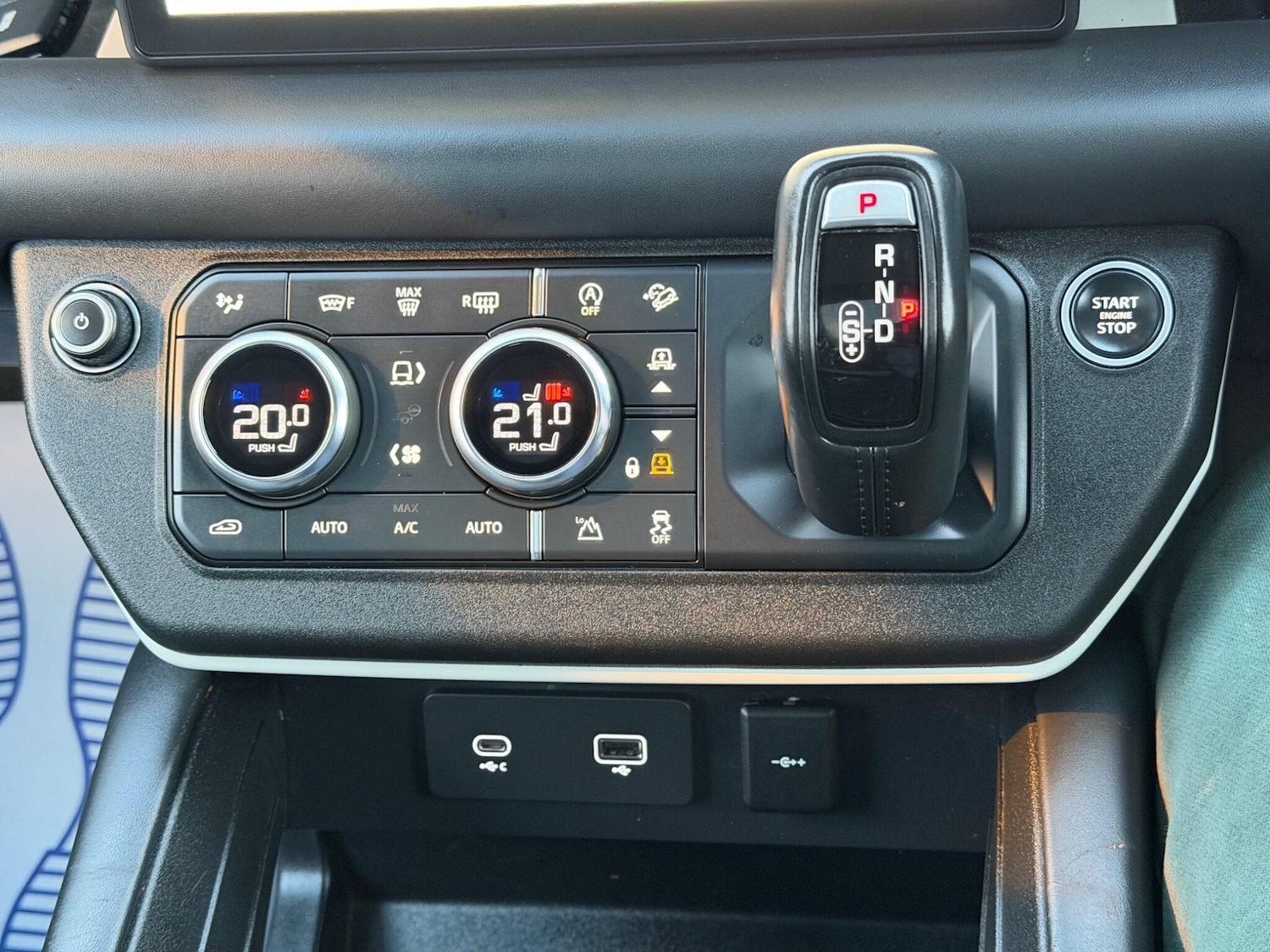 Used Land Rover Defender 110 2020 for sale - 77202594: Photo 34