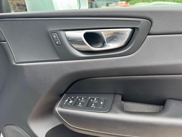 Used Volvo XC60 2019 for sale - 74712493: Photo 37