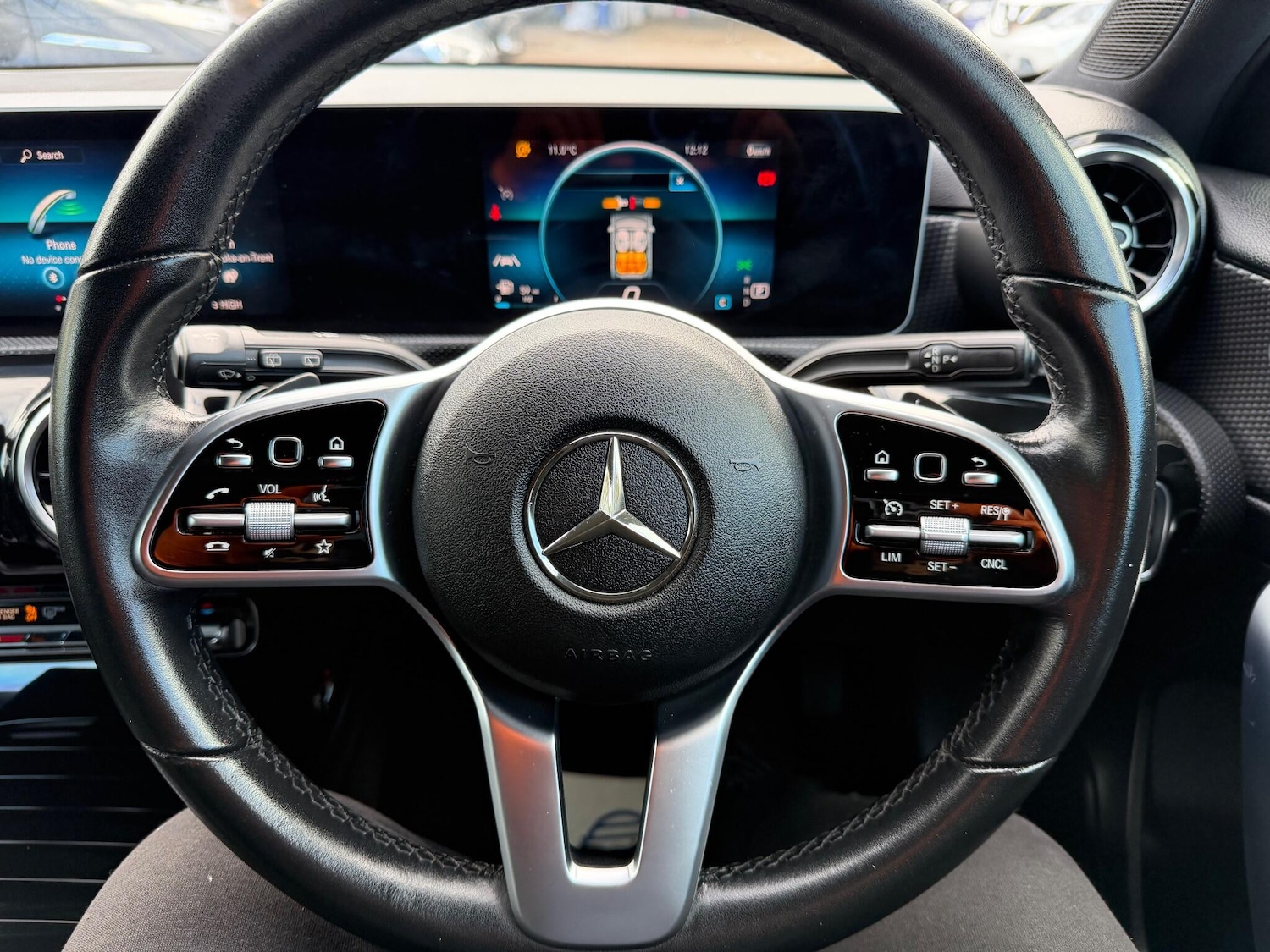 Used Mercedes-Benz A-Class 2018 for sale - 76996548: Photo 25