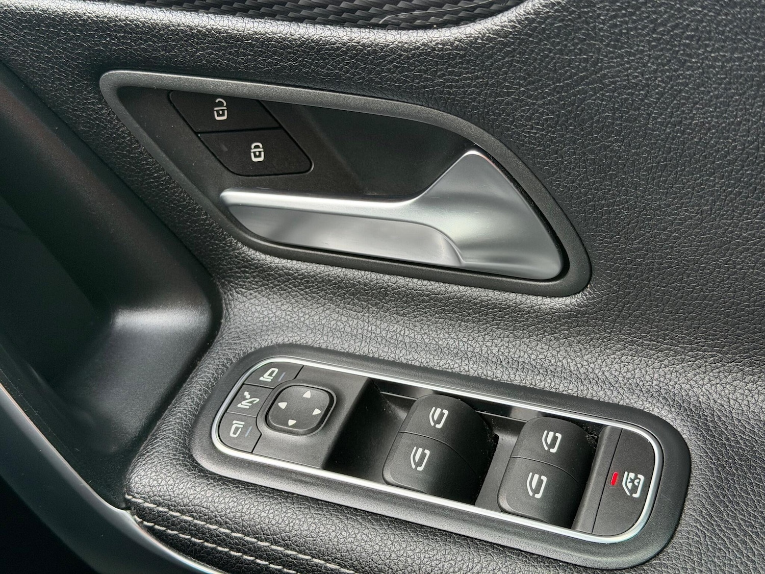 Used Mercedes-Benz A-Class 2018 for sale - 76996548: Photo 32