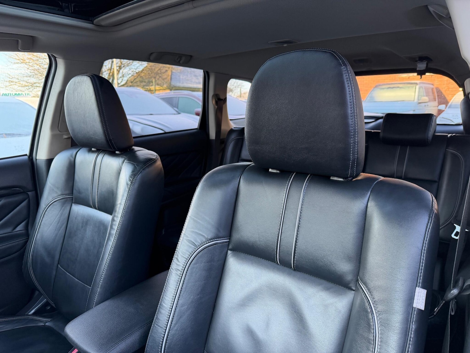 Used Mitsubishi Outlander 2016 for sale - 76657995: Photo 30