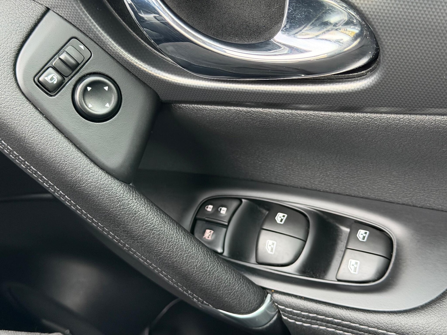 Used Nissan Qashqai for sale - 76996118: Photo 38