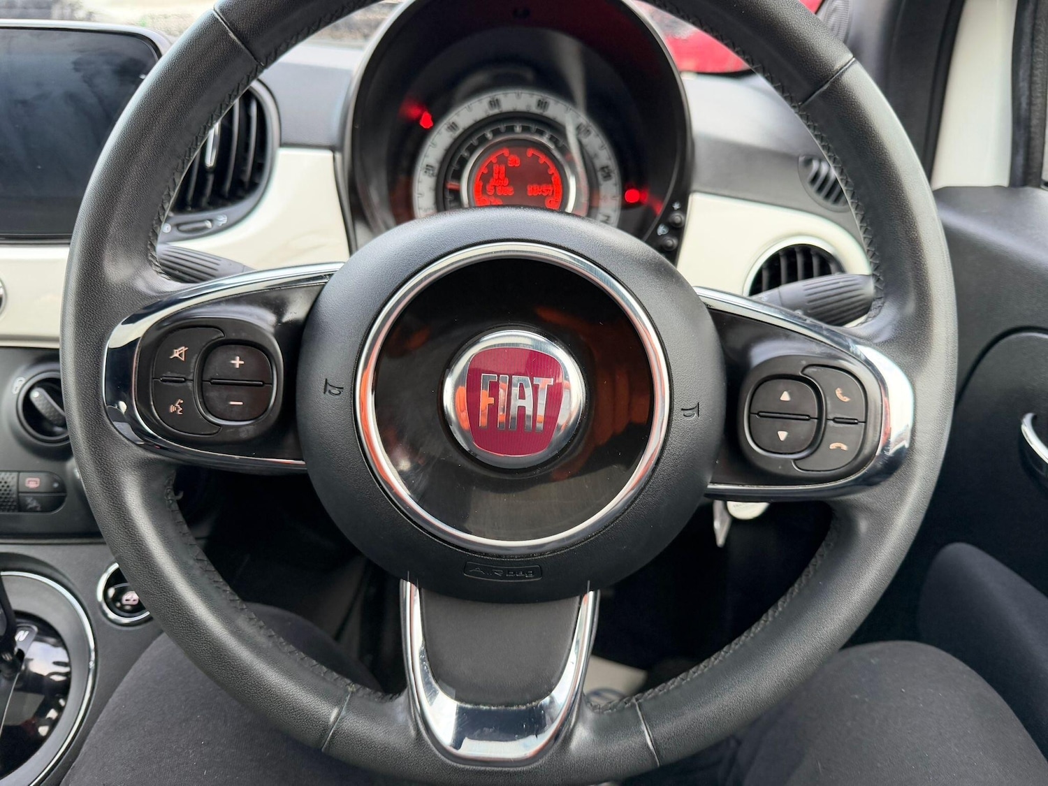 Used Fiat 500 2020 for sale - 76824937: Photo 24