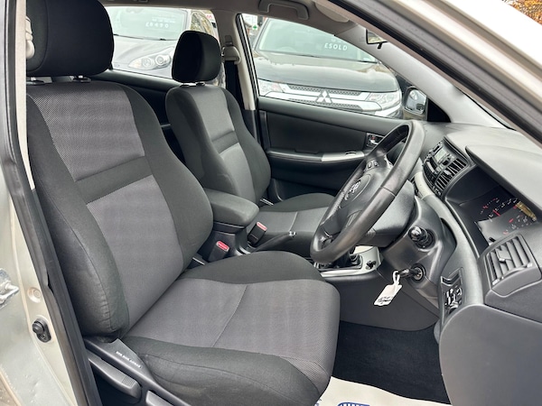 Used Toyota Corolla 2006 for sale - 76307884: Photo 11