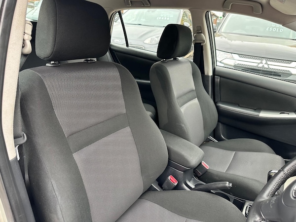 Used Toyota Corolla 2006 for sale - 76307884: Photo 13