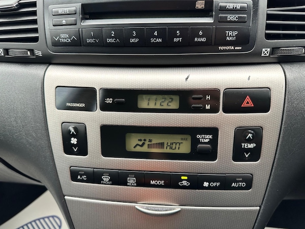 Used Toyota Corolla 2006 for sale - 76307884: Photo 24