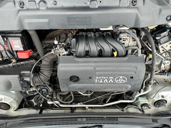 Used Toyota Corolla 2006 for sale - 76307884: Photo 30