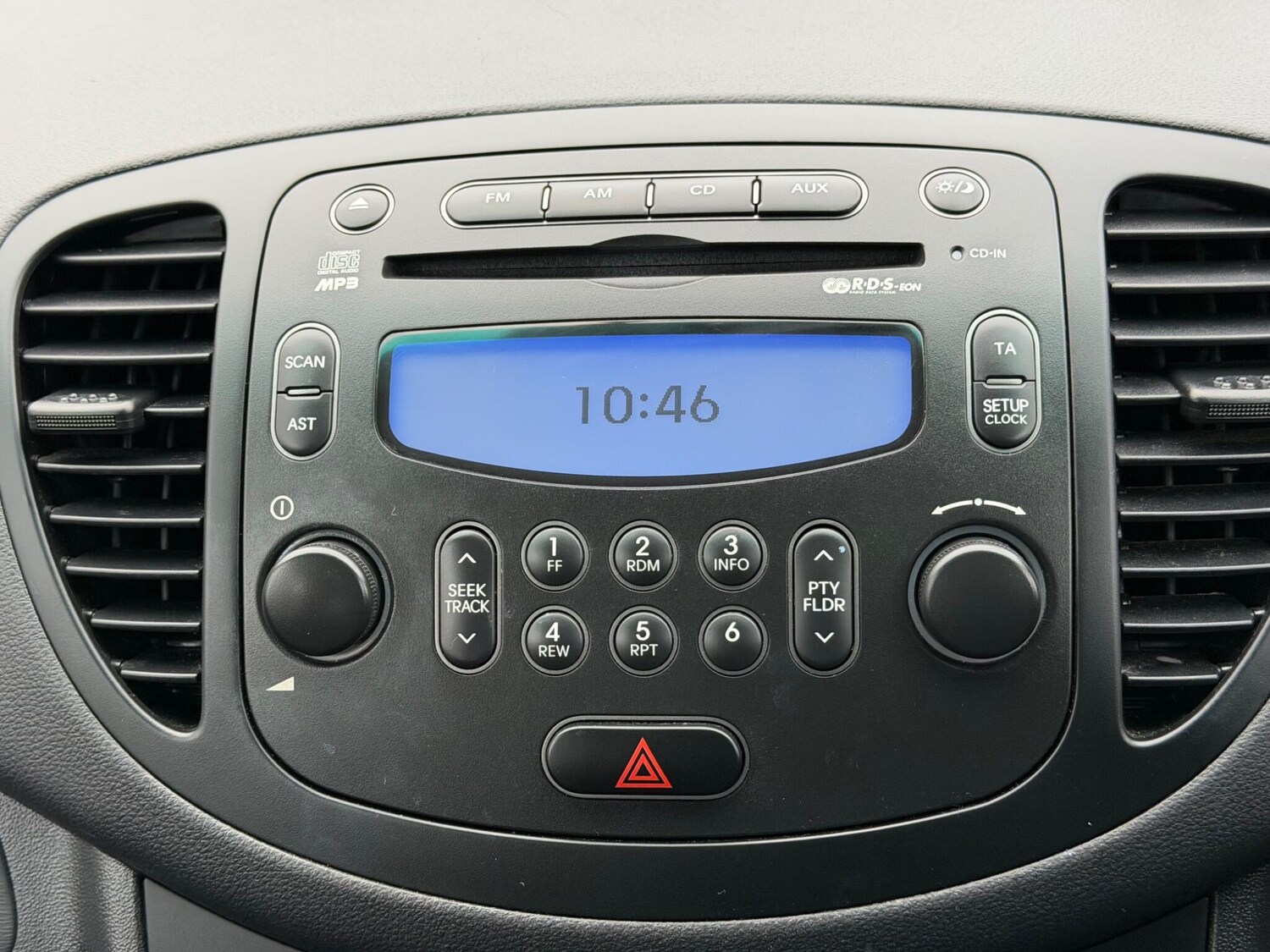 Used Hyundai i10 for sale - 77510308: Photo 21