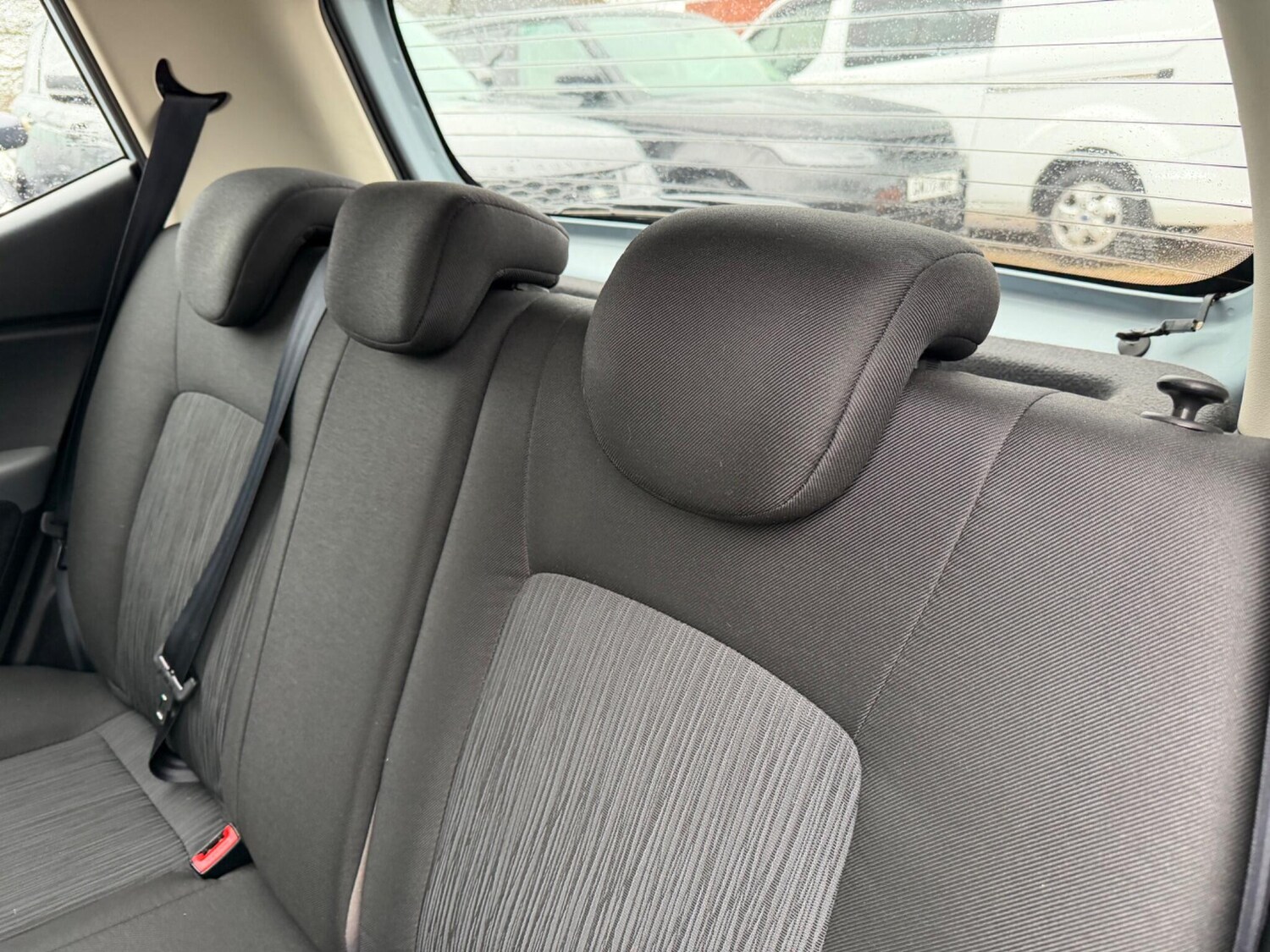 Used Hyundai i10 for sale - 77510308: Photo 22