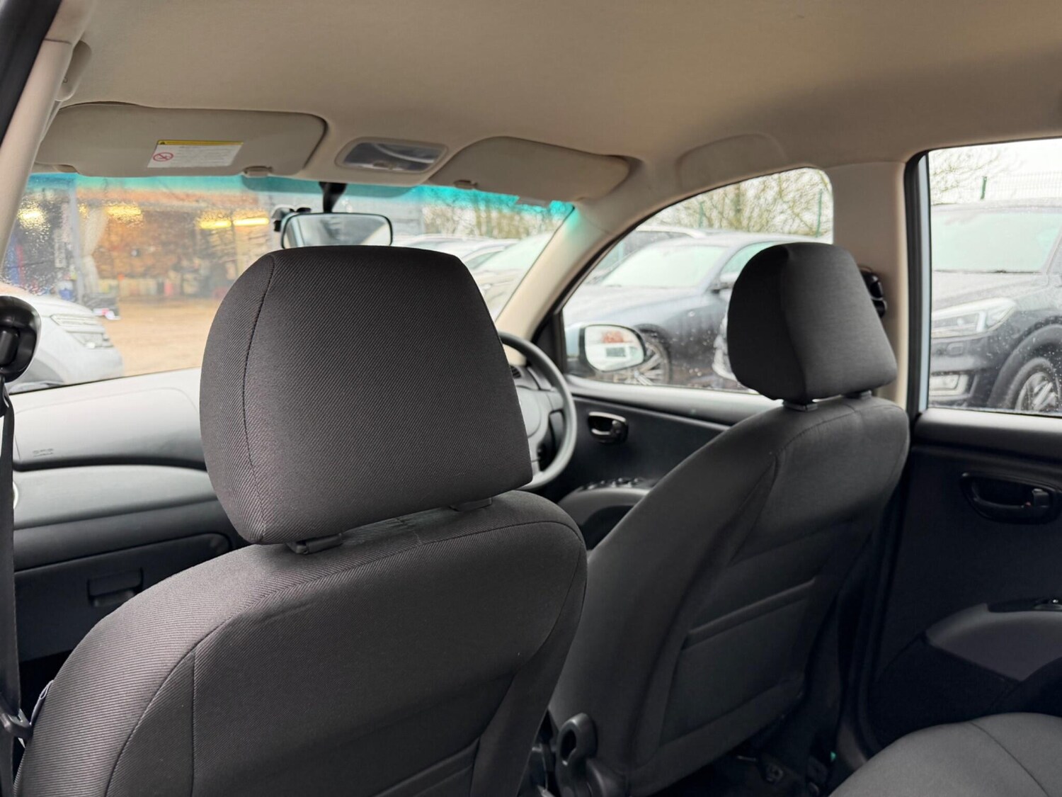 Used Hyundai i10 for sale - 77510308: Photo 23