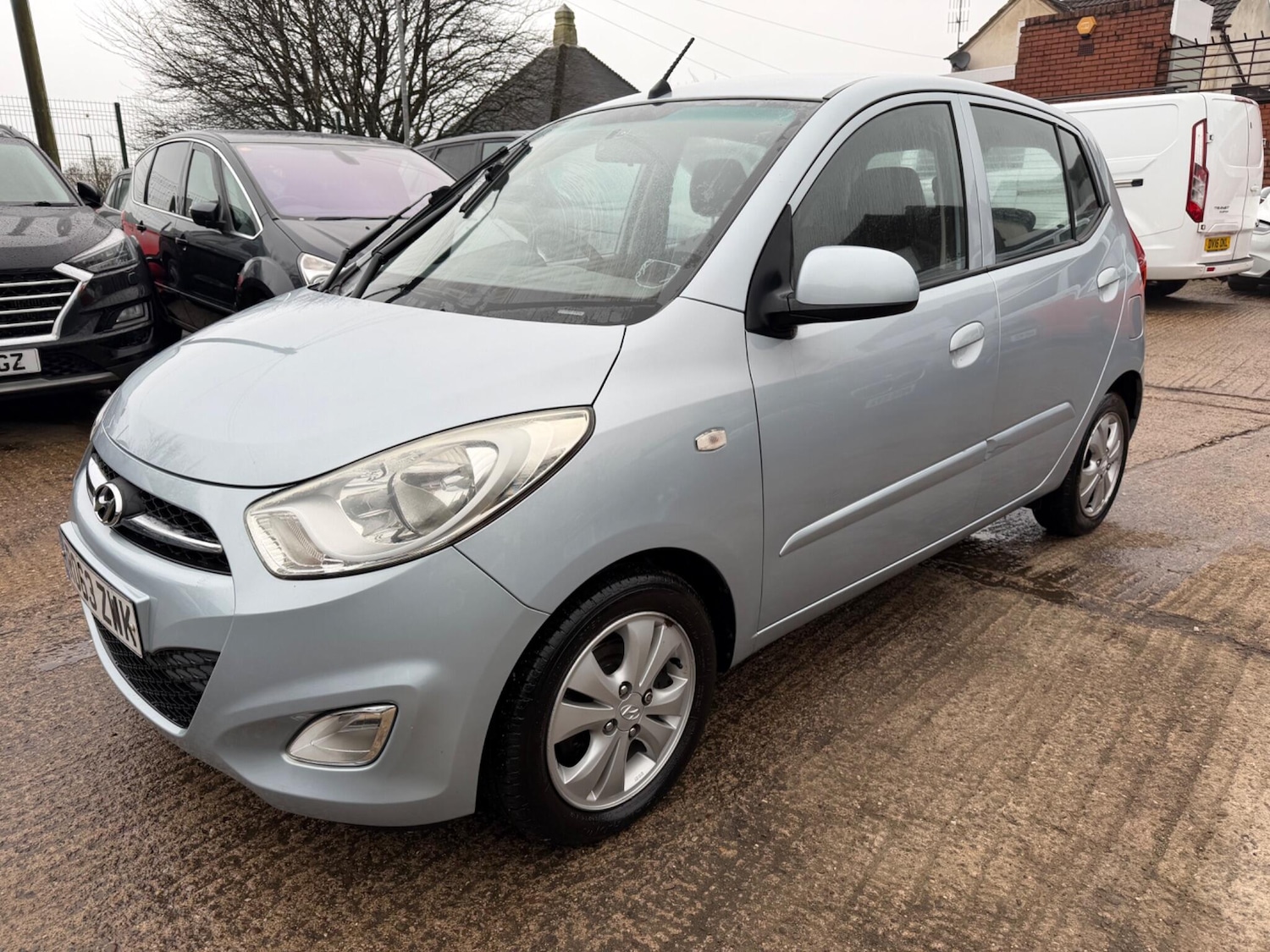 Used Hyundai i10 for sale - 77510308: Photo 3
