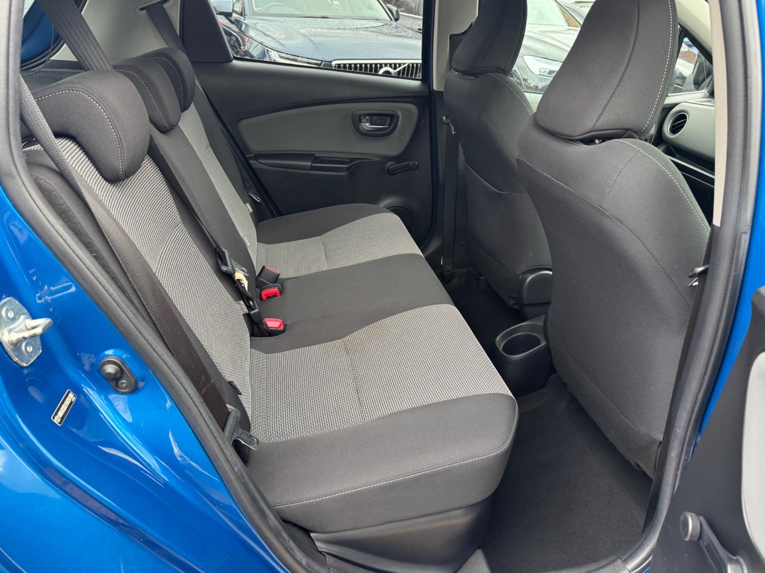 Used Toyota Yaris 2016 for sale - 77214934: Photo 10