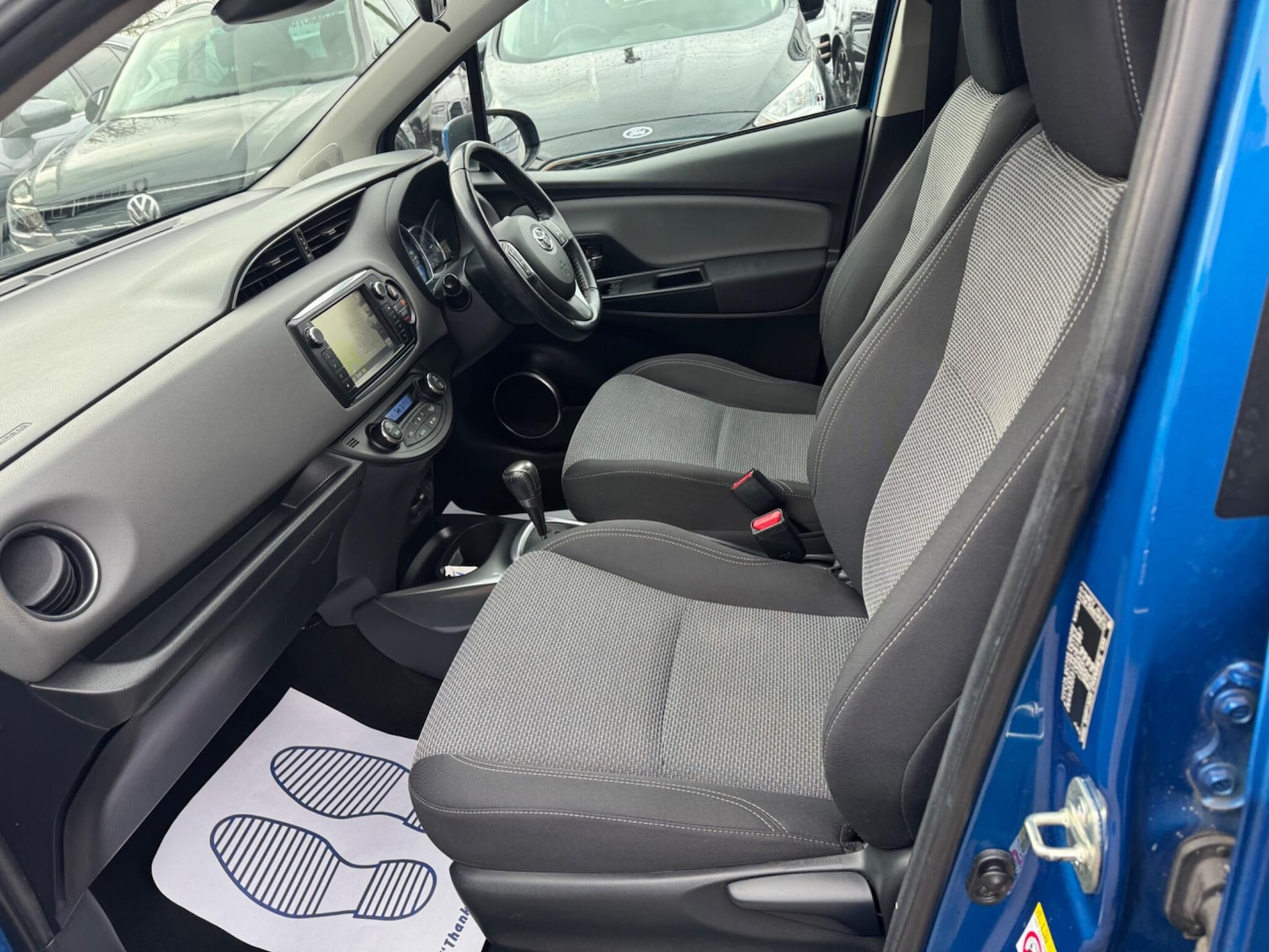 Used Toyota Yaris 2016 for sale - 77214934: Photo 11