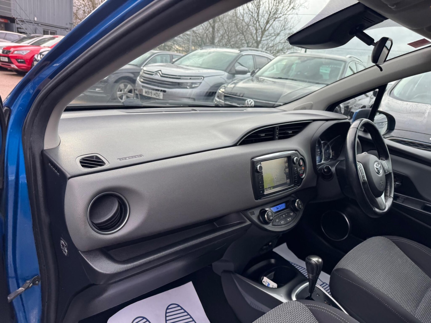 Used Toyota Yaris 2016 for sale - 77214934: Photo 16