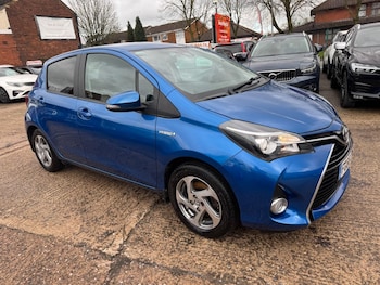 Used Toyota Yaris 2016 for sale - 77214934: Photo