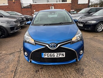 Used Toyota Yaris 2016 for sale - 77214934: Photo