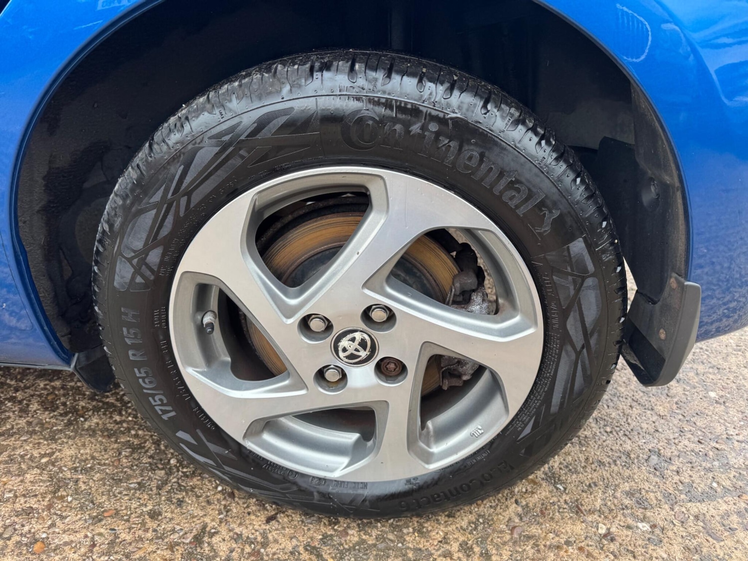 Used Toyota Yaris 2016 for sale - 77214934: Photo 30