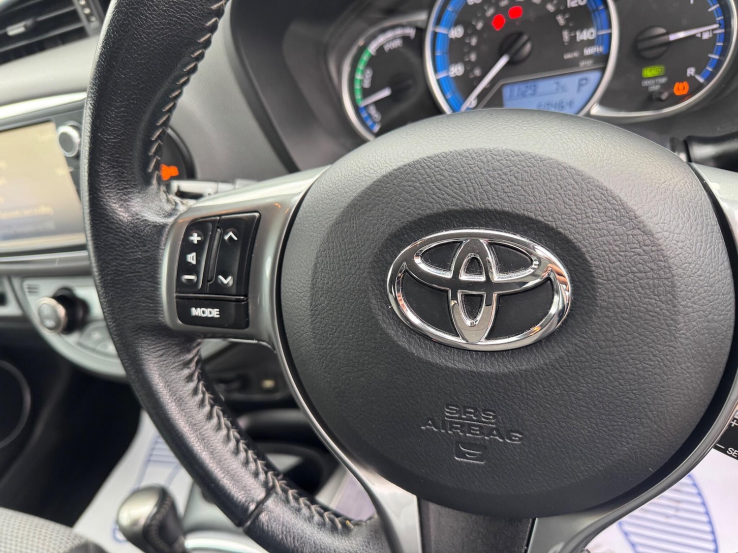 Used Toyota Yaris 2016 for sale - 77214934: Photo 32