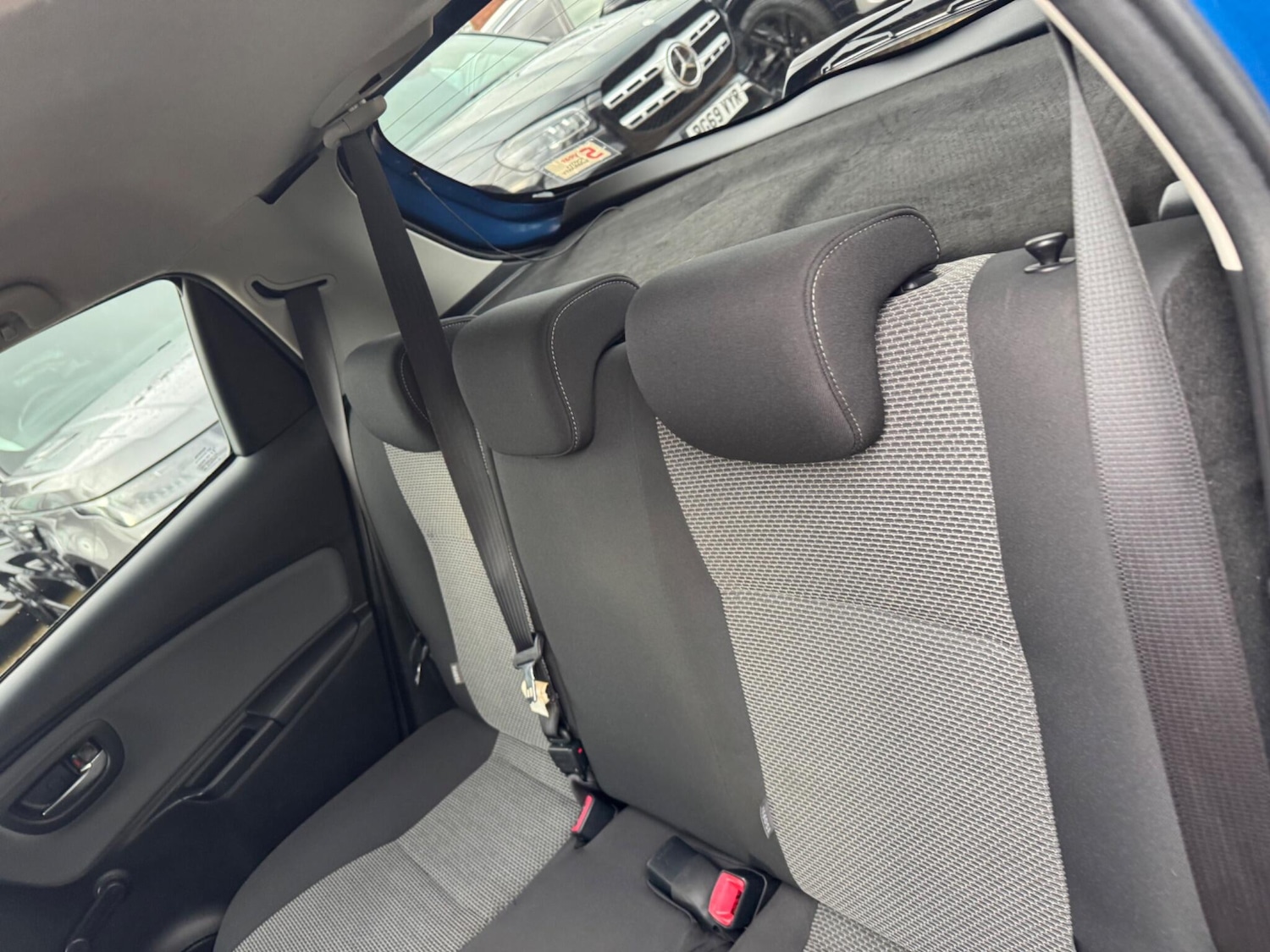 Used Toyota Yaris 2016 for sale - 77214934: Photo 35