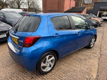 Used Toyota Yaris 2016 for sale - 77214934: Photo