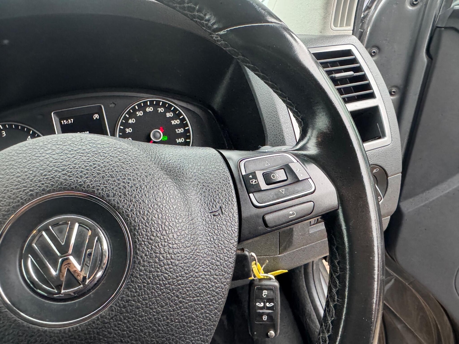 Used Volkswagen Caravelle 2015 for sale - 77524440: Photo 24