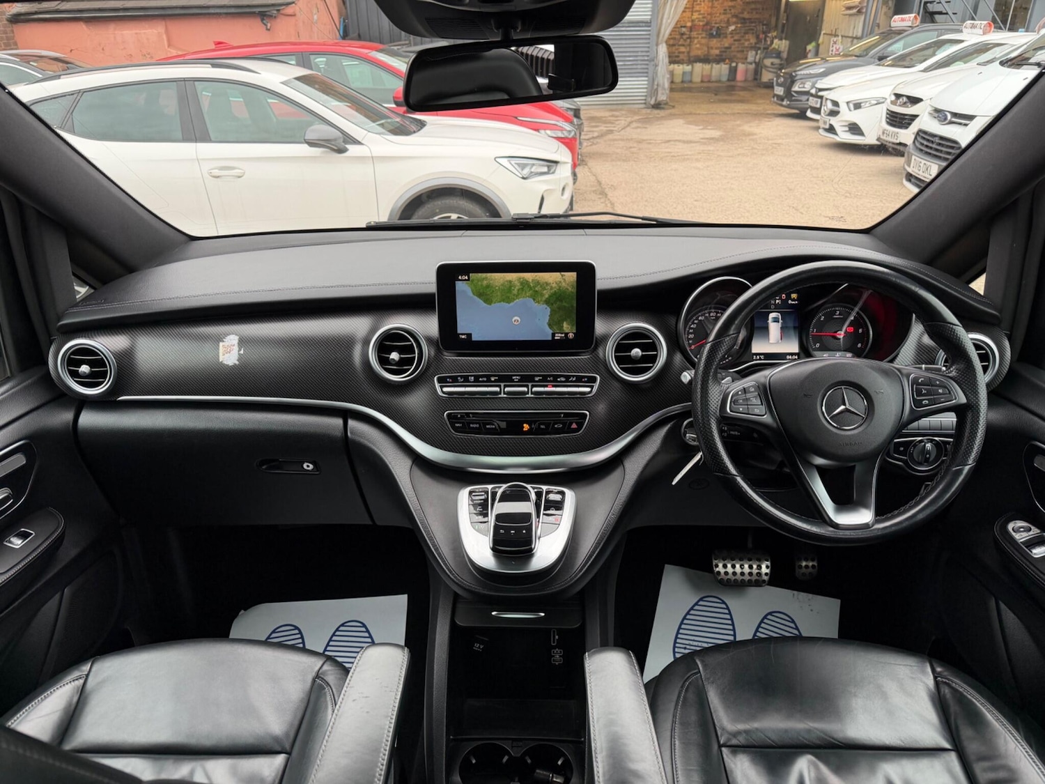 Used Mercedes-Benz V-Class 2018 for sale - 77525109: Photo 12