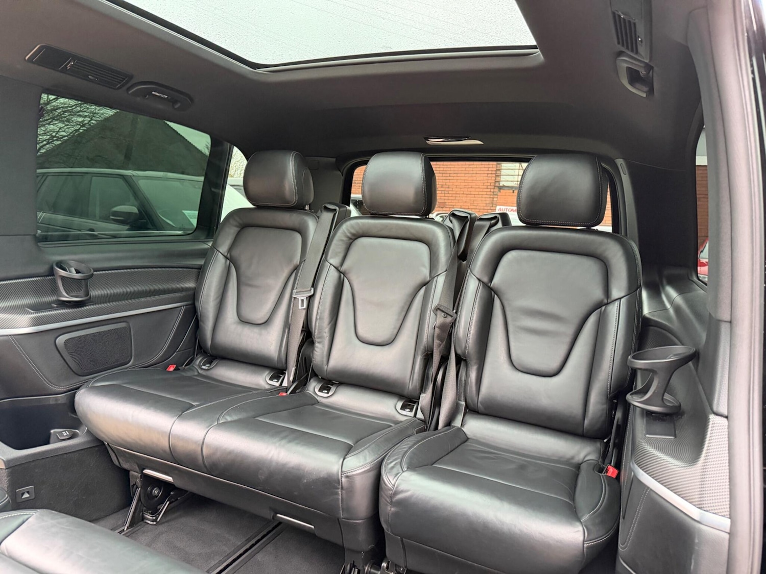 Used Mercedes-Benz V-Class 2018 for sale - 77525109: Photo 15