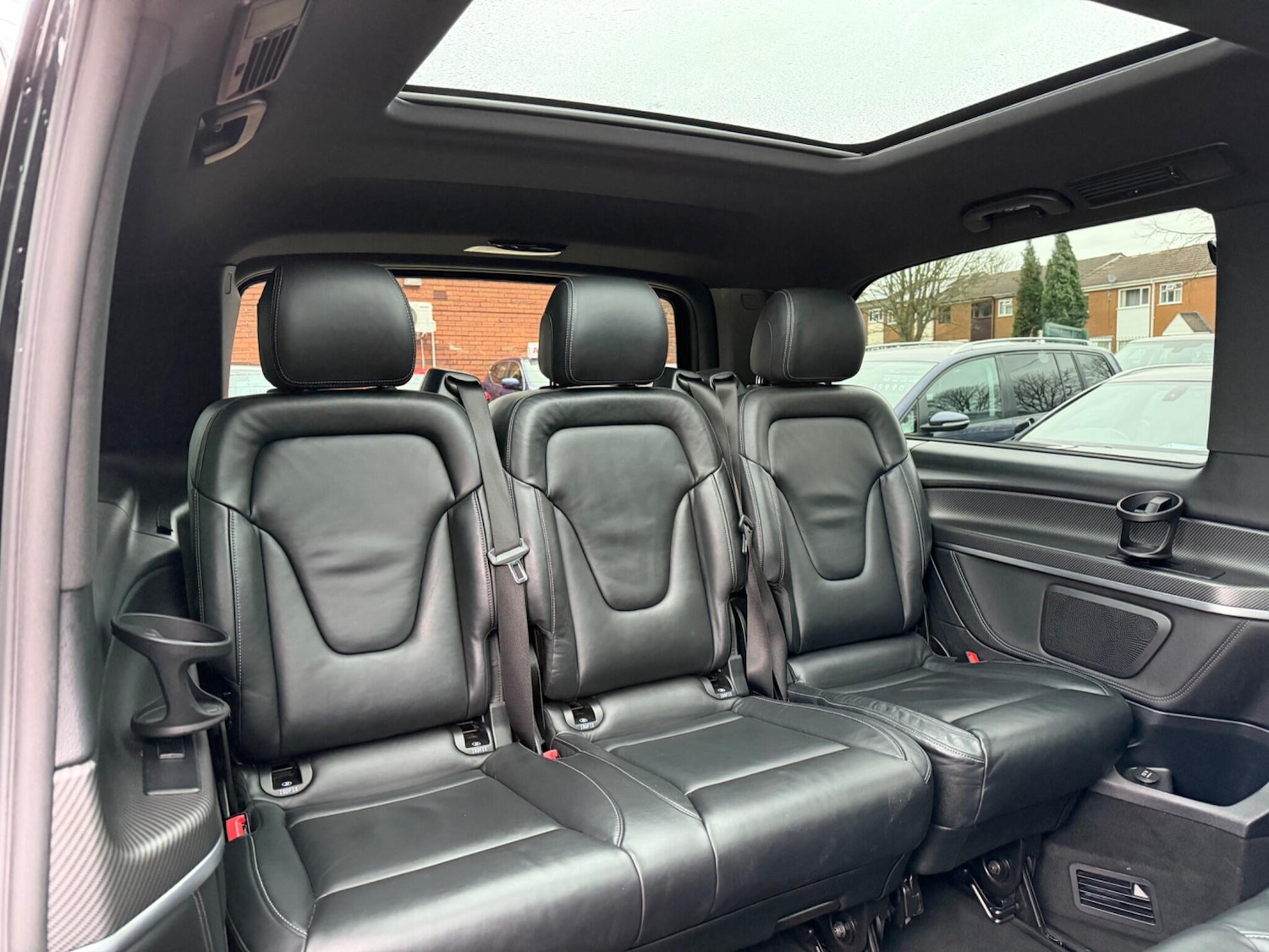 Used Mercedes-Benz V-Class 2018 for sale - 77525109: Photo 20