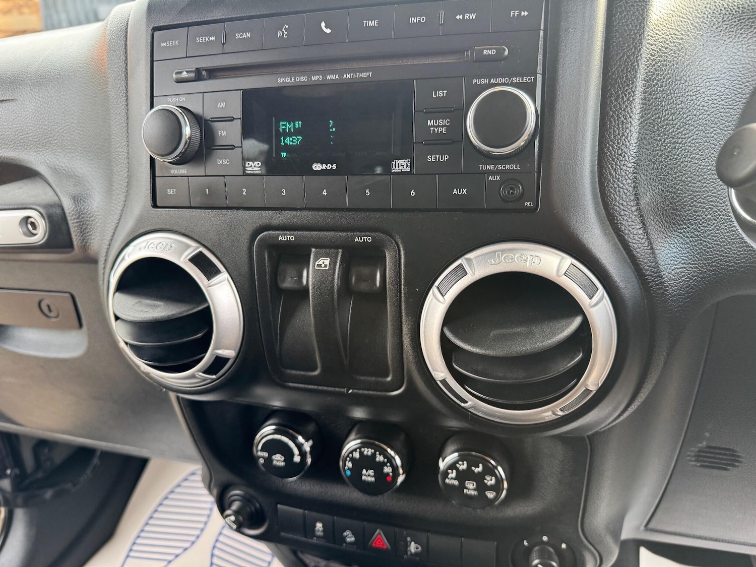 Used Jeep Wrangler for sale - 76409320: Photo 20