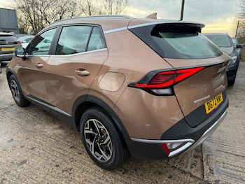 Used Kia Sportage 2022 for sale - 76898372: Photo