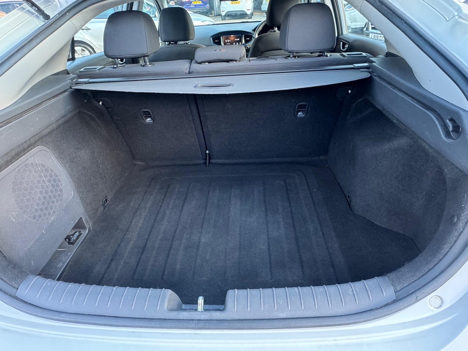Used Hyundai IONIQ 2018 for sale - 76137086: Photo 28